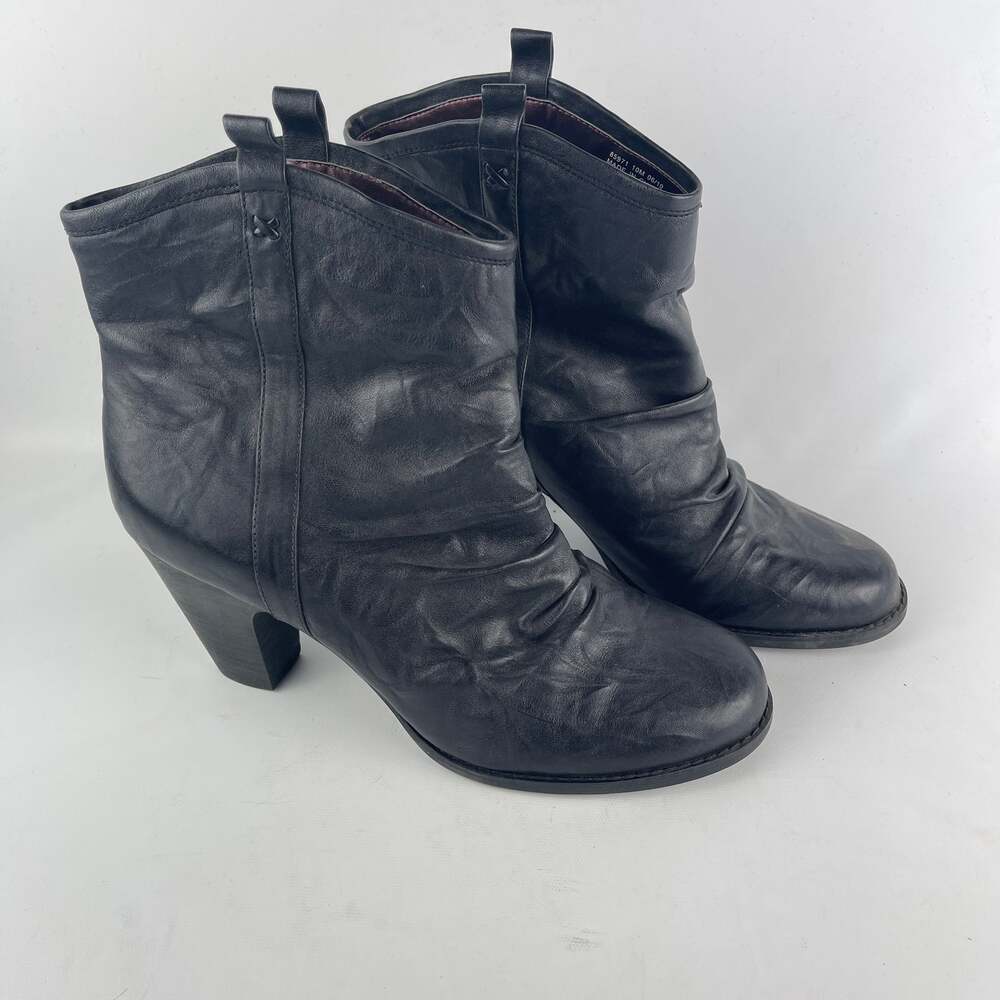 Indigo by Clarks Women’s 10M Leather Upper Ankle Slouch Boots